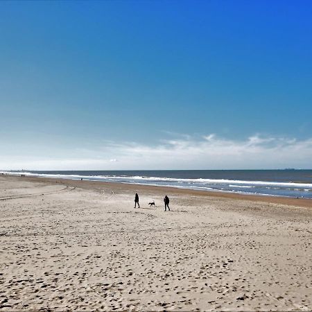 Cosy Apartment In Noordwijk Aan Zee With Balcony Exterior photo